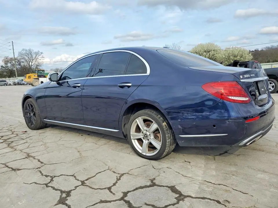 2017 MERCEDES-BENZ E 300  
