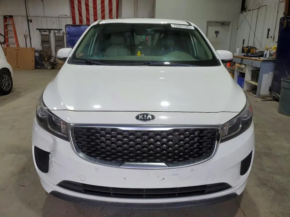 2017 KIA SEDONA LX  