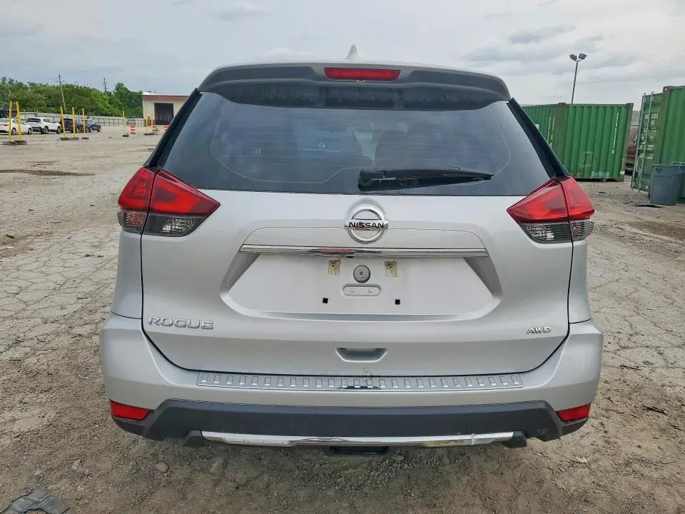 2018 NISSAN ROGUE S  
