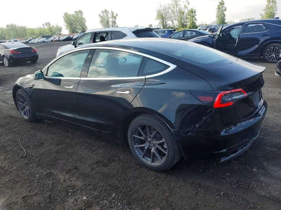 2018 TESLA MODEL 3   