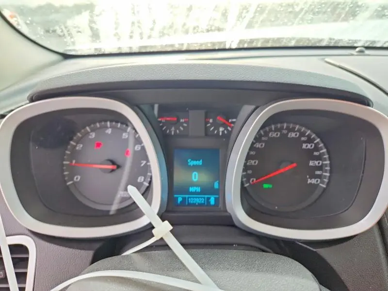 2010 CHEVROLET EQUINOX LT  