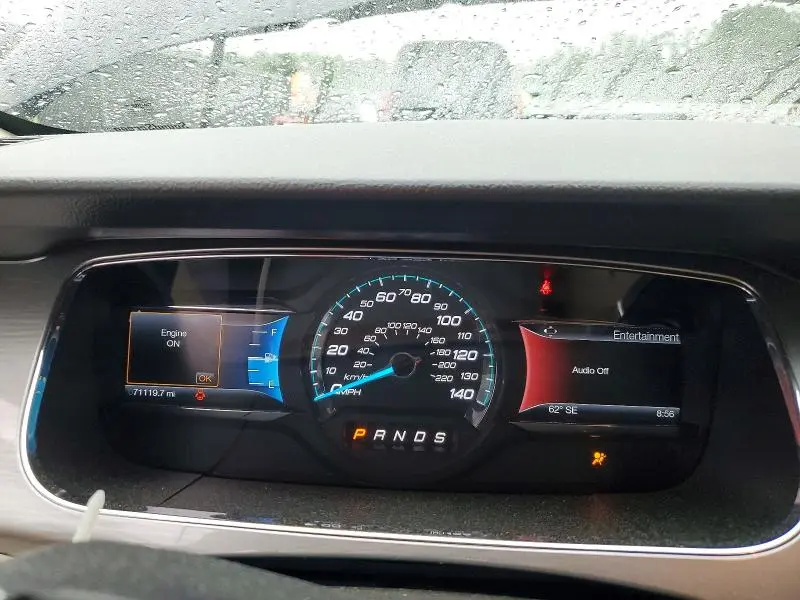 2015 FORD TAURUS SEL  