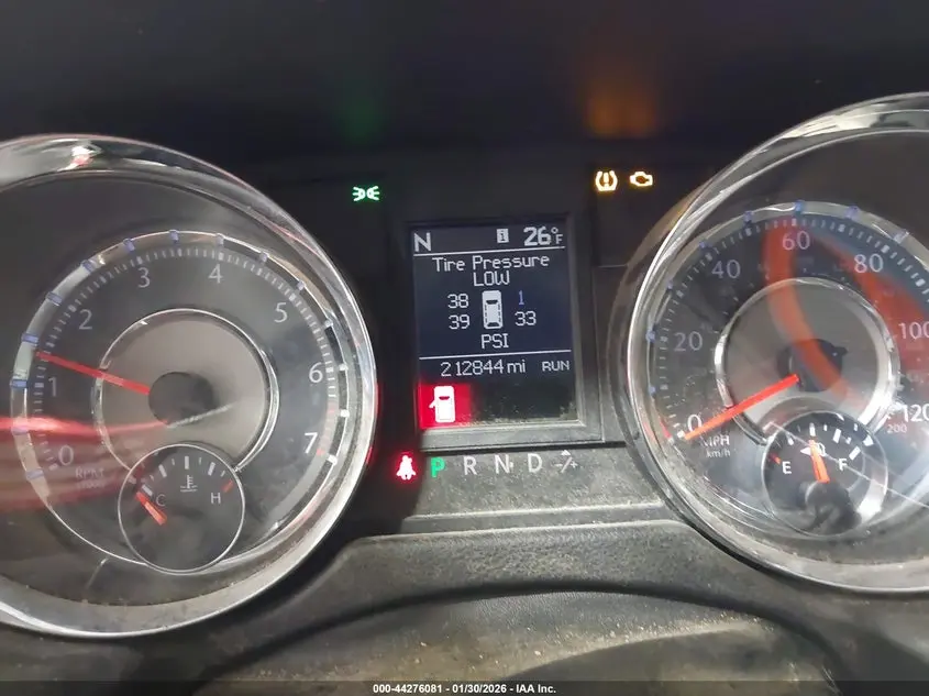 2011 CHRYSLER TOWN & COUNTRY TOURING-L