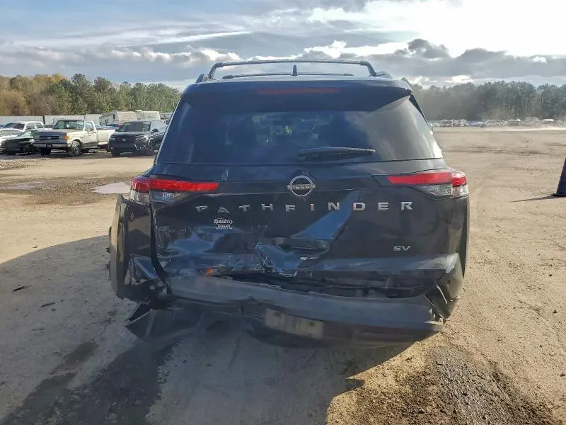 2022 NISSAN PATHFINDER SV  