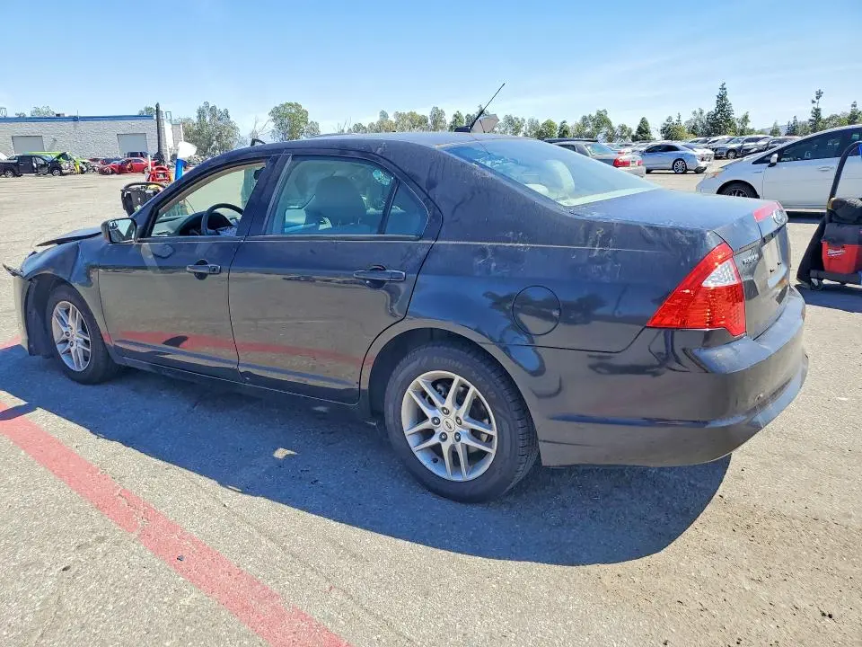 2011 FORD FUSION S  