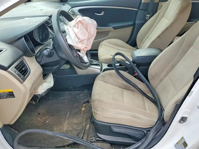 2013 HYUNDAI ELANTRA GT BASE  
