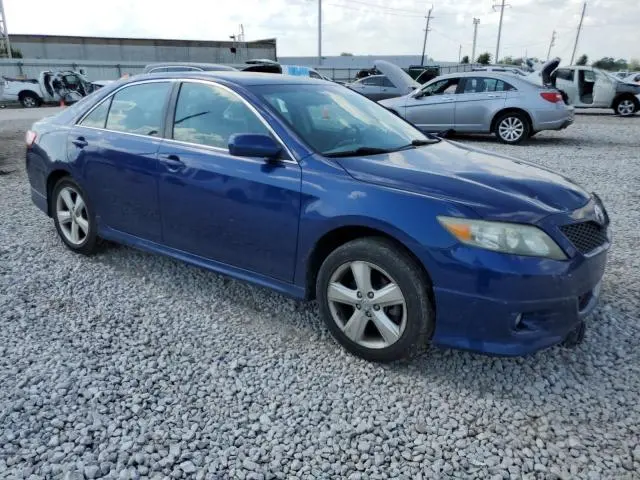 2011 TOYOTA CAMRY SE  
