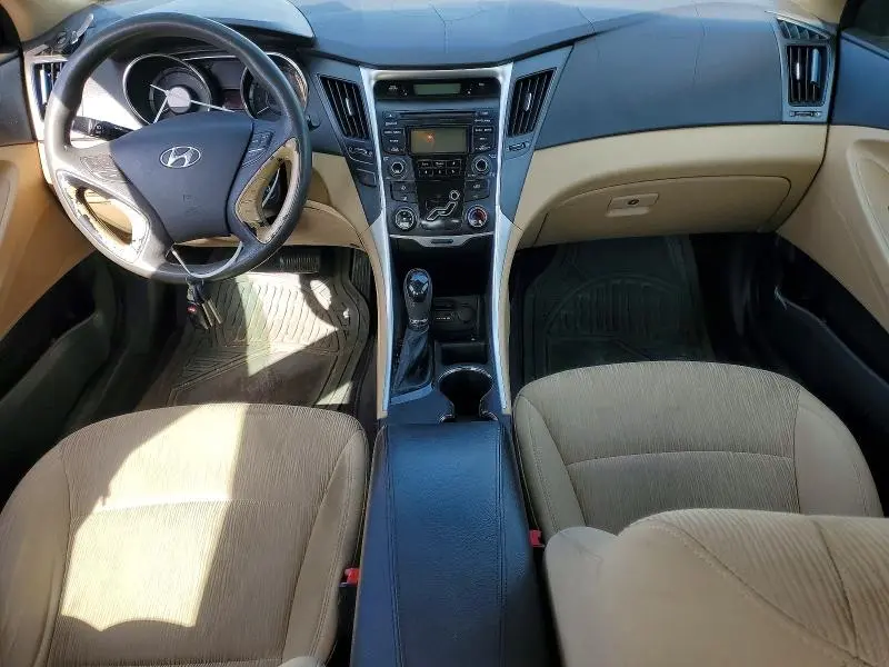 2012 HYUNDAI SONATA GLS  