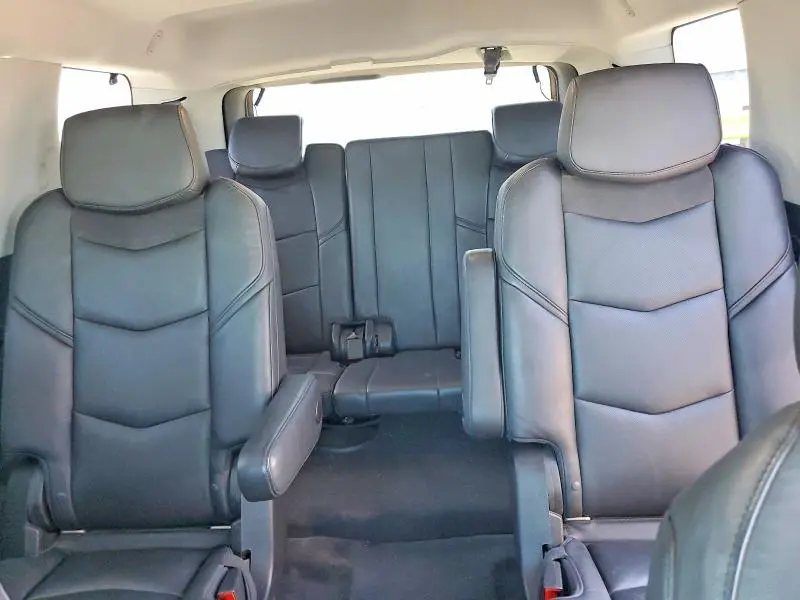 2016 CADILLAC ESCALADE LUXURY  