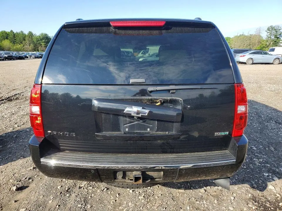 2010 CHEVROLET TAHOE K1500 LTZ  