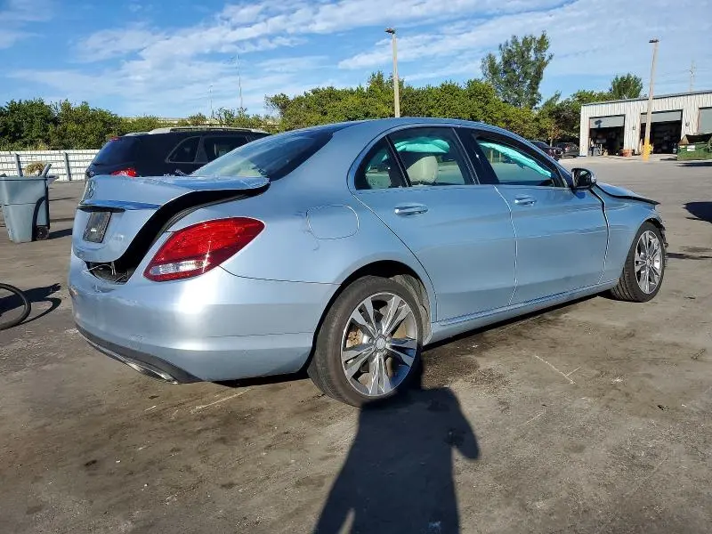 2015 MERCEDES-BENZ C 300  