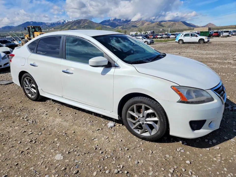 2014 NISSAN SENTRA SR  