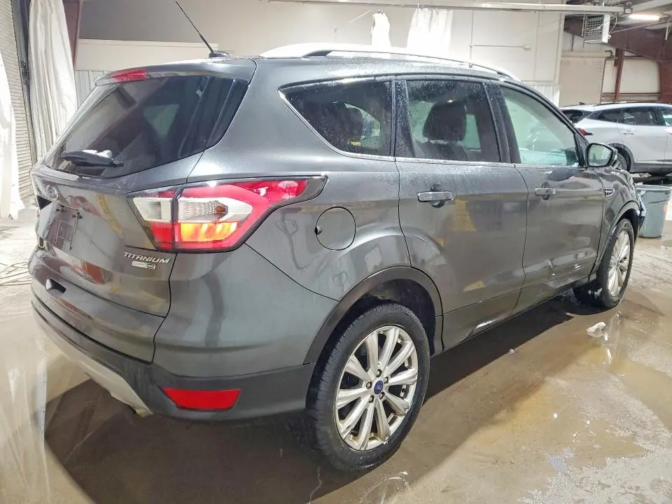 2017 FORD ESCAPE TITANIUM  