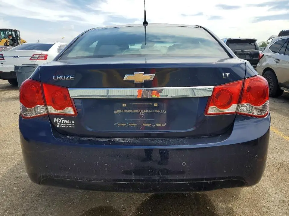 2011 CHEVROLET CRUZE LT  