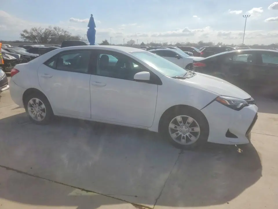 2017 TOYOTA COROLLA LE  