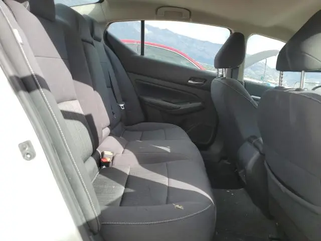 2022 NISSAN ALTIMA SV