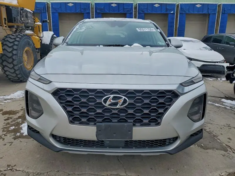 2019 HYUNDAI SANTA FE SE  