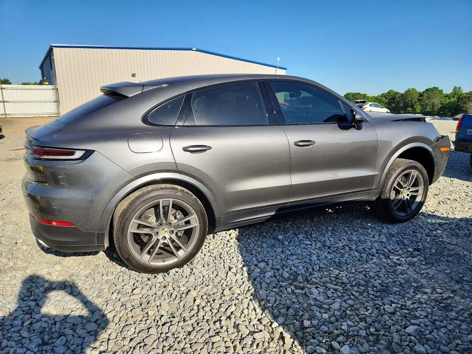 2024 PORSCHE CAYENNE COUPE  