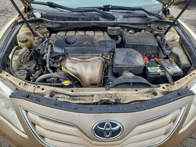 2011 TOYOTA CAMRY BASE  