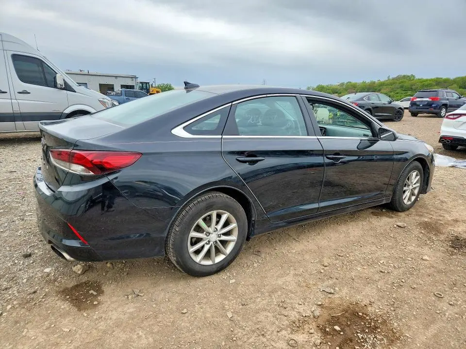 2019 HYUNDAI SONATA SE  