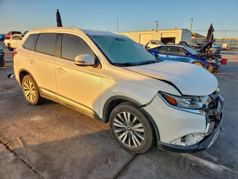 2019 MITSUBISHI OUTLANDER SE  