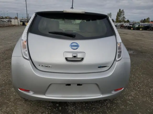 2015 NISSAN LEAF S  