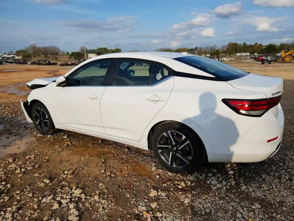 2024 NISSAN SENTRA SV  
