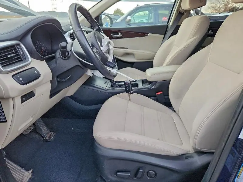 2018 KIA SORENTO LX  