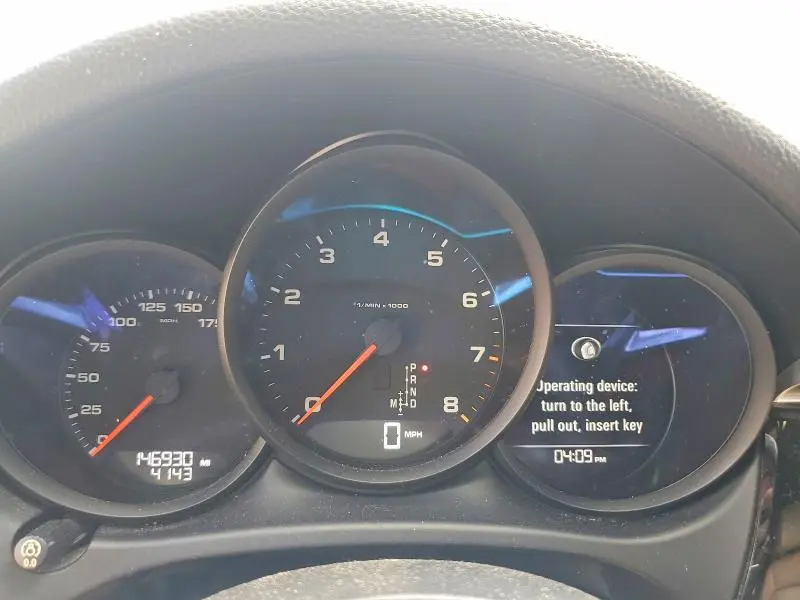 2018 PORSCHE MACAN   