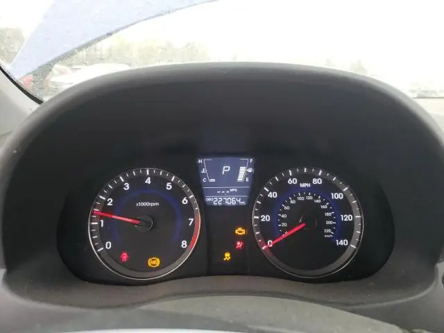 2013 HYUNDAI ACCENT GLS  