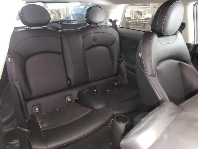 2015 MINI COOPER S  