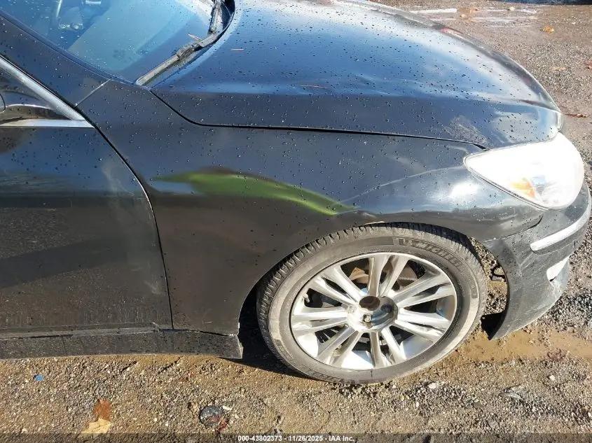 2013 HYUNDAI GENESIS 3.8