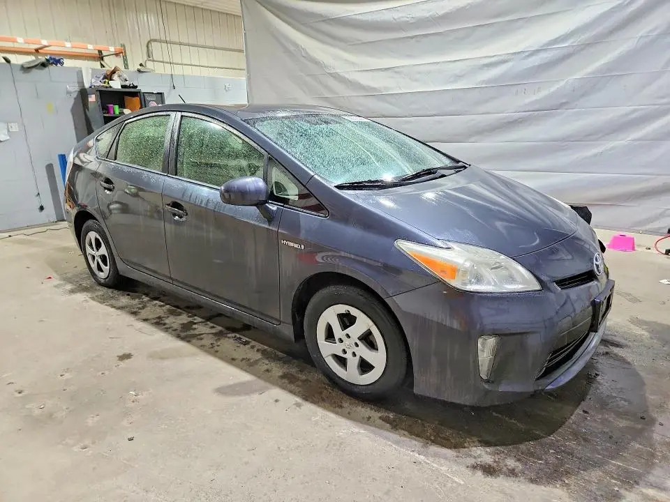 2012 TOYOTA PRIUS TWO  