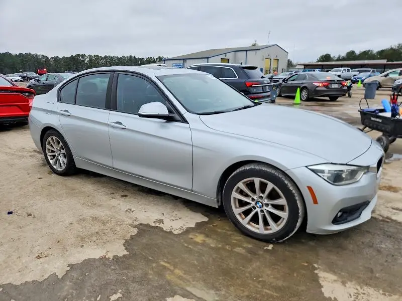 2018 BMW 320 I  
