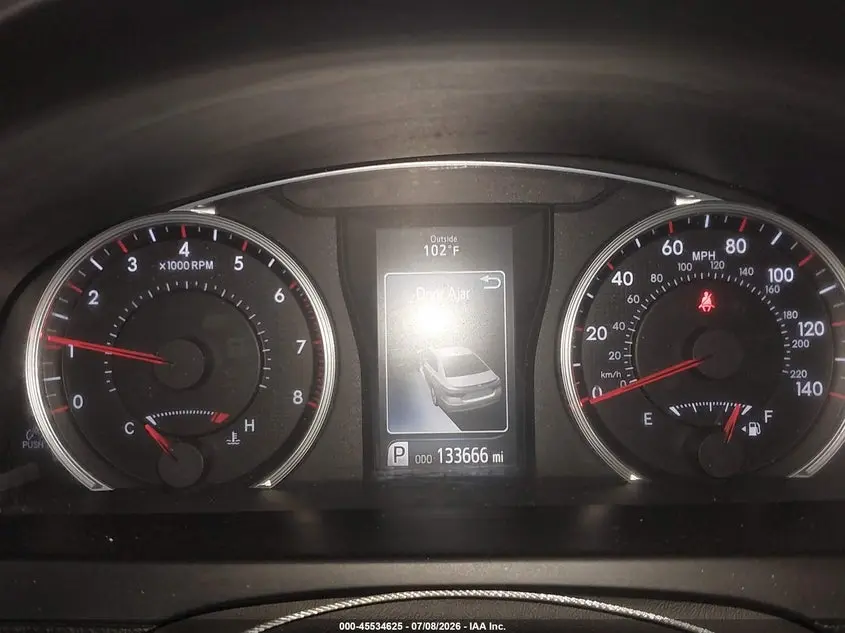 2015 TOYOTA CAMRY SE