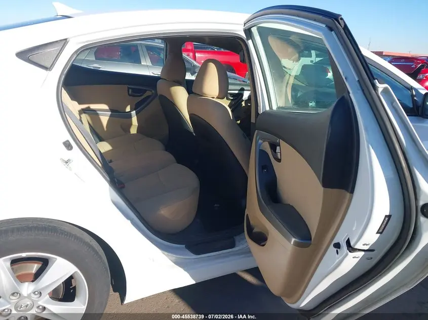 2013 HYUNDAI ELANTRA GLS