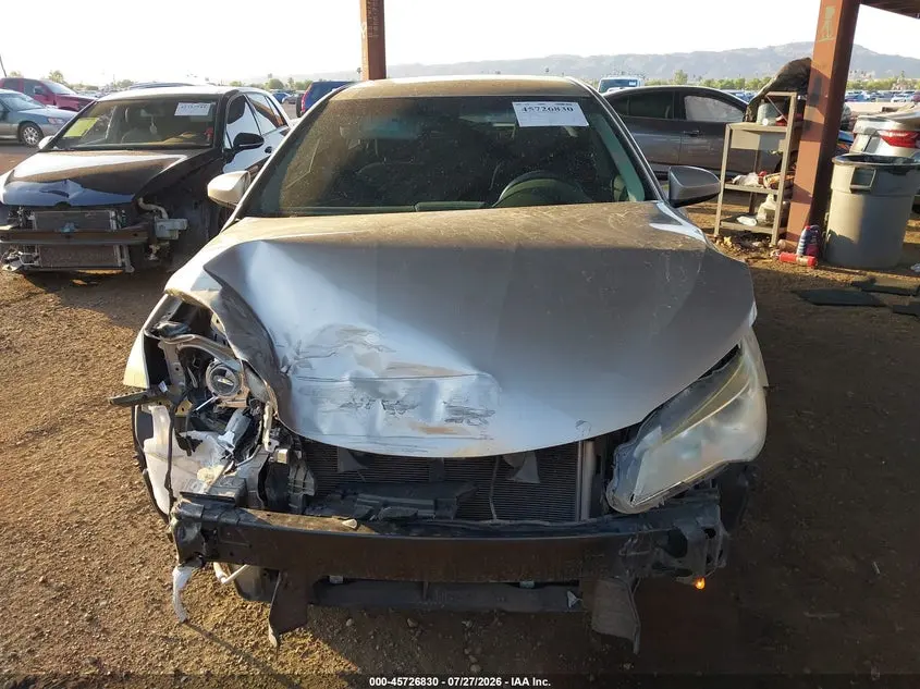 2015 TOYOTA CAMRY LE