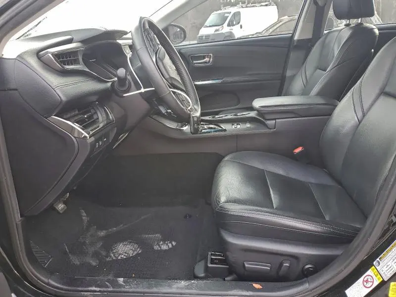 2018 TOYOTA AVALON XLE  