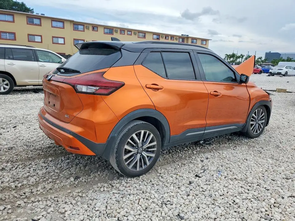 2021 NISSAN KICKS SR  