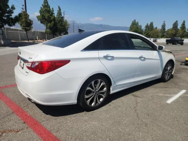 2013 HYUNDAI SONATA SE  