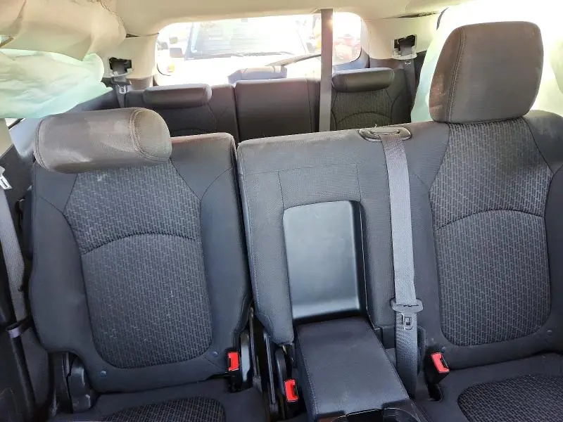 2012 CHEVROLET TRAVERSE LT  