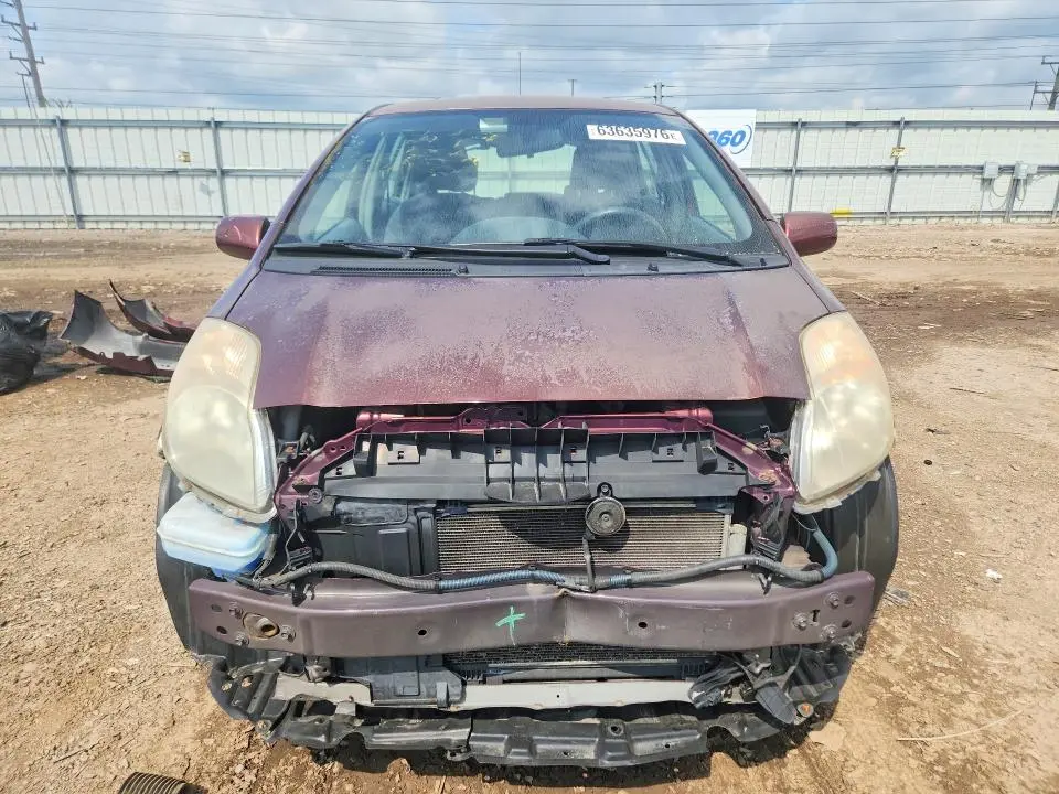 2010 TOYOTA YARIS BASE  