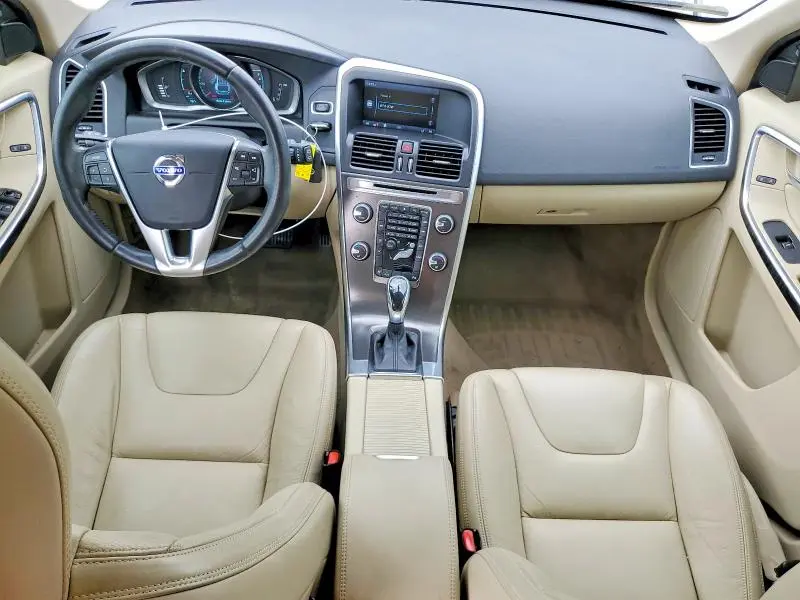 2014 VOLVO XC60 T6  