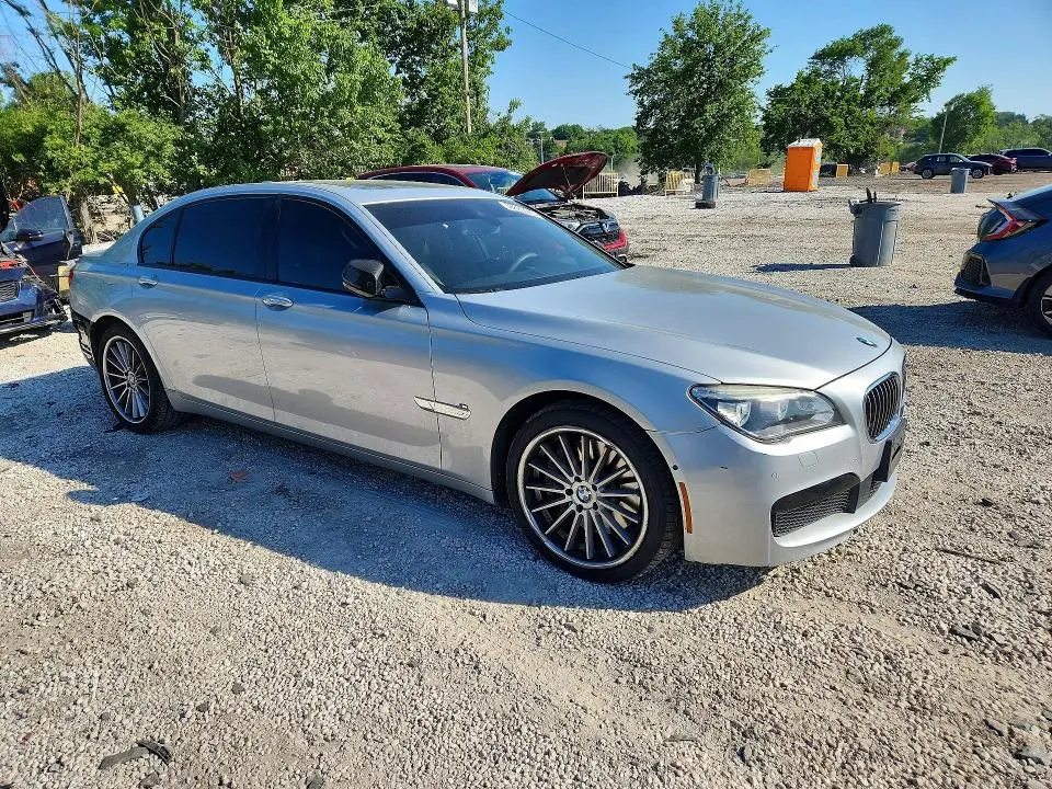 2014 BMW 750 LXI  