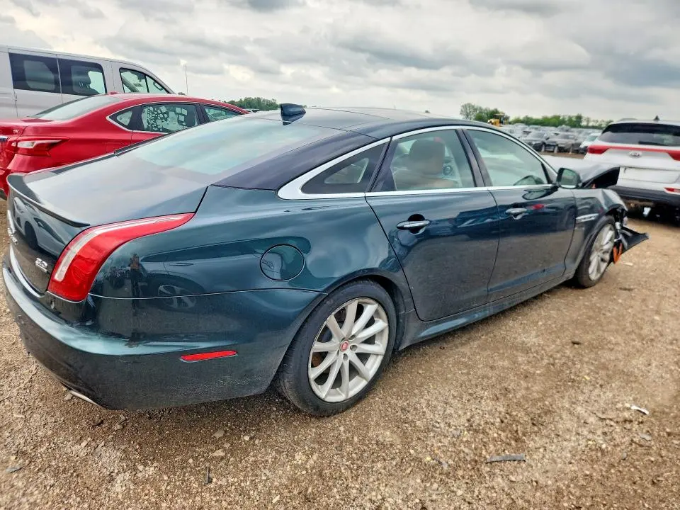 2017 JAGUAR XJ   