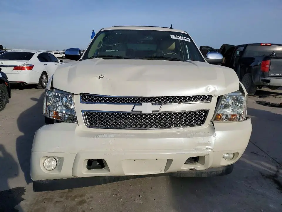 2013 CHEVROLET SUBURBAN K1500 LTZ  