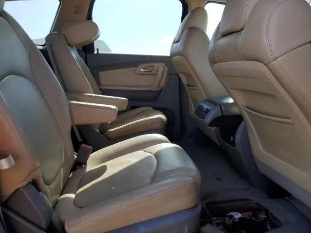 2011 CHEVROLET TRAVERSE LT