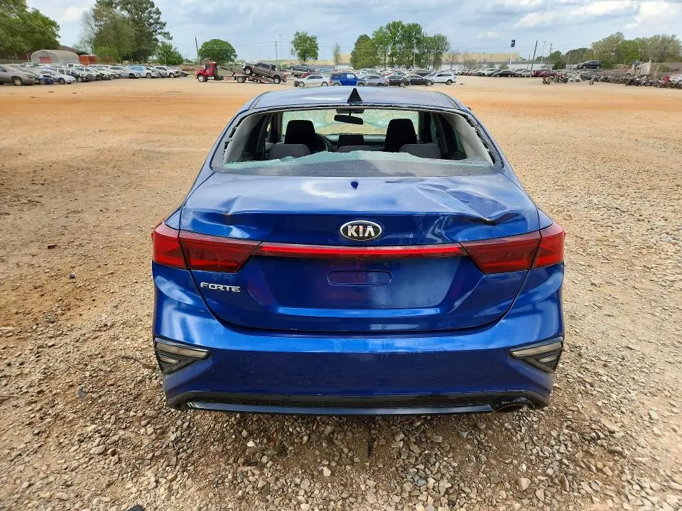 2019 KIA FORTE LXS  