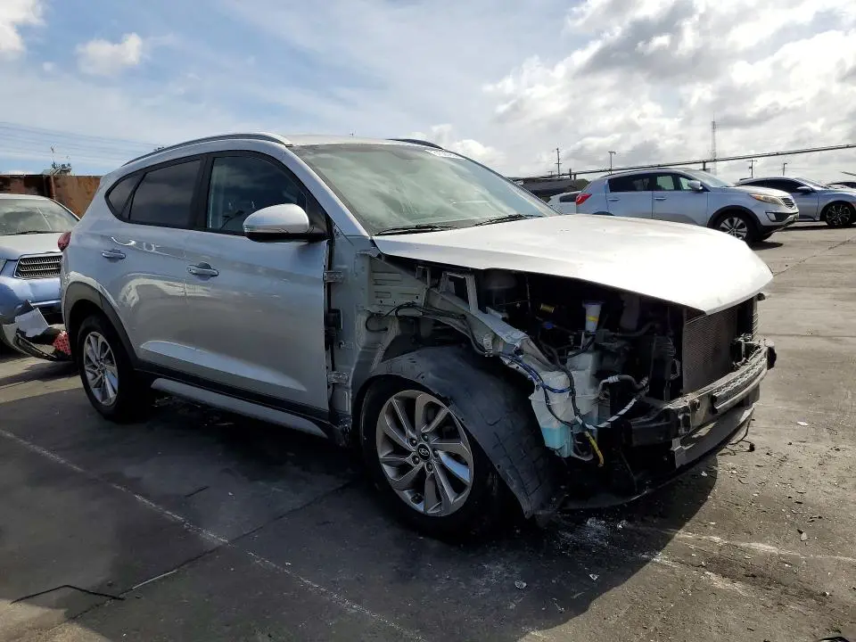 2018 HYUNDAI TUCSON SEL PLUS  