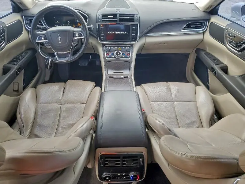 2017 LINCOLN CONTINENTAL RESERVE  
